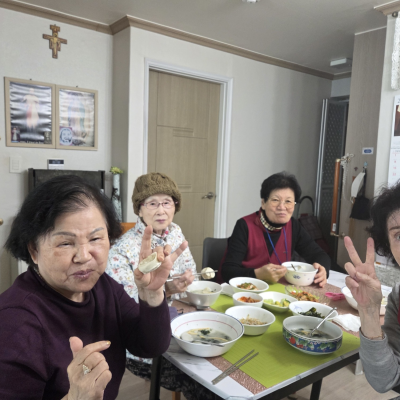 🥟 절기마다 마음을 나누는 어르신영양지원 이미지